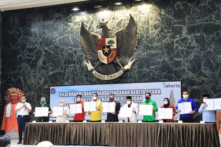 Anies Serahkan Dana Bantuan Parpol Rp27,2 Miliar, PDI-P  Dapat Paling Banyak